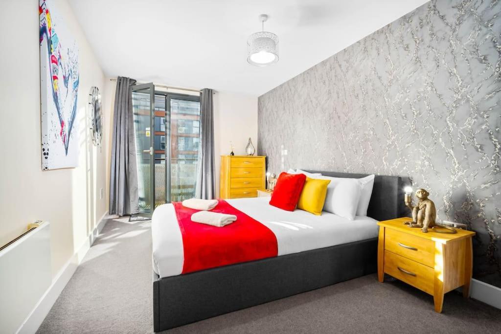 Modern Arcadian Centre Apartment By Azura Nights Birmingham Kültér fotó